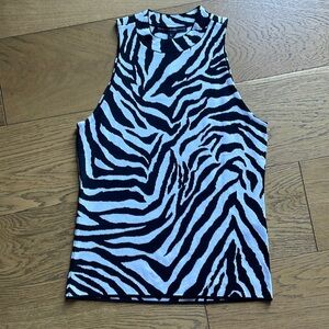 NWT White House Black Market knit top size M